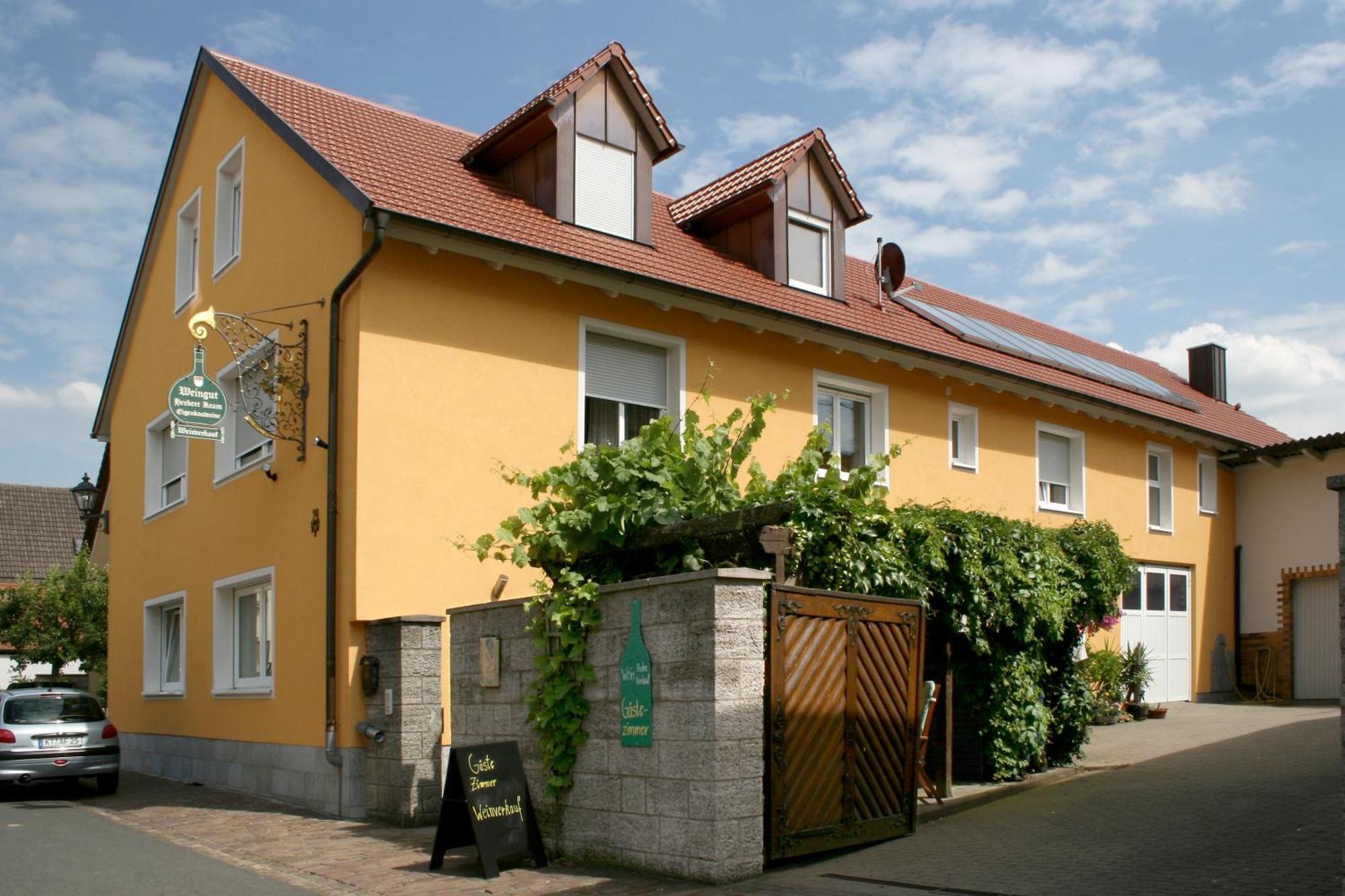 Weingut Herbert Kram Nordheim am Main Екстериор снимка